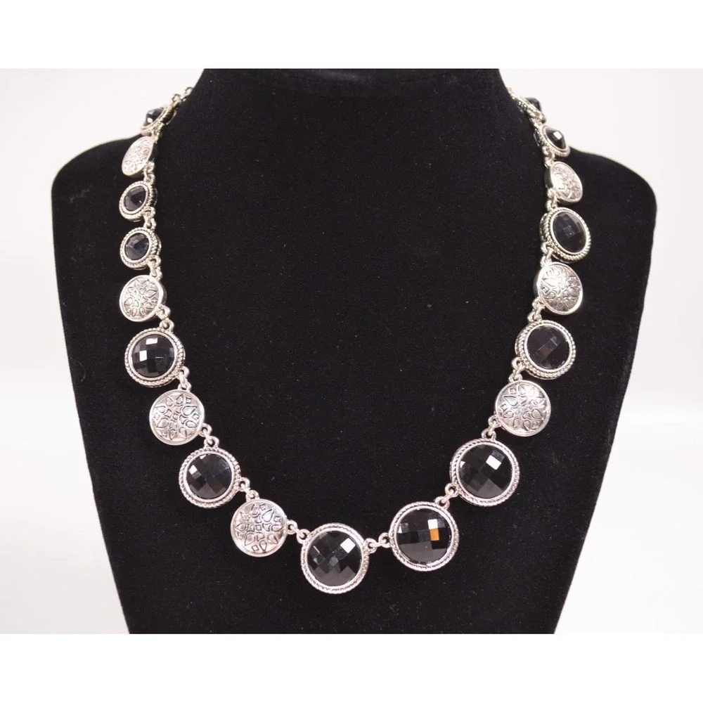 Napier Black Faceted Silver Medallions Statement Necklace New‎ 22